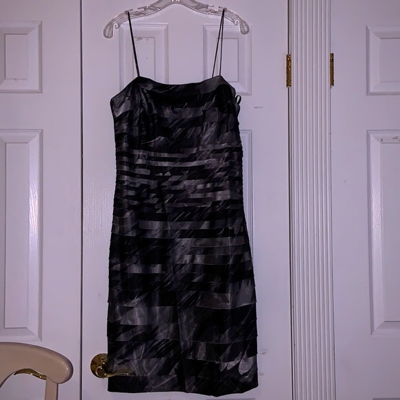 JS Collections ladies ruffle multi layer dress - Picture 1 of 9